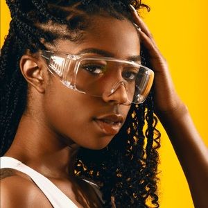 Meet your Posher, Lexi